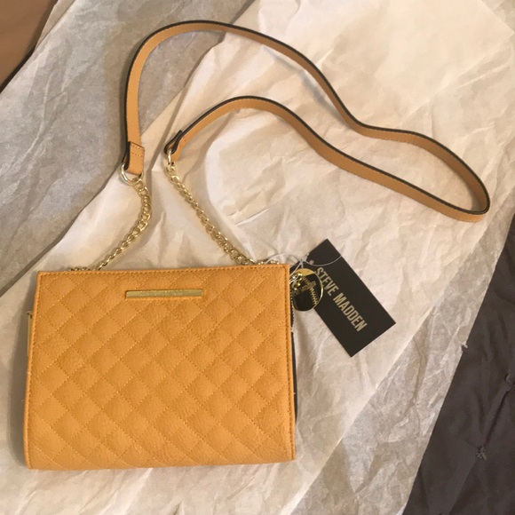 Steve Madden Quilted Wallet on String - Picture 2 of 6